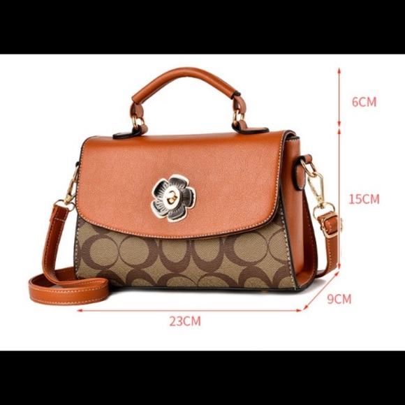 SHOULDER CROSS BAG W/ LOCKET - Picture 2 of 3